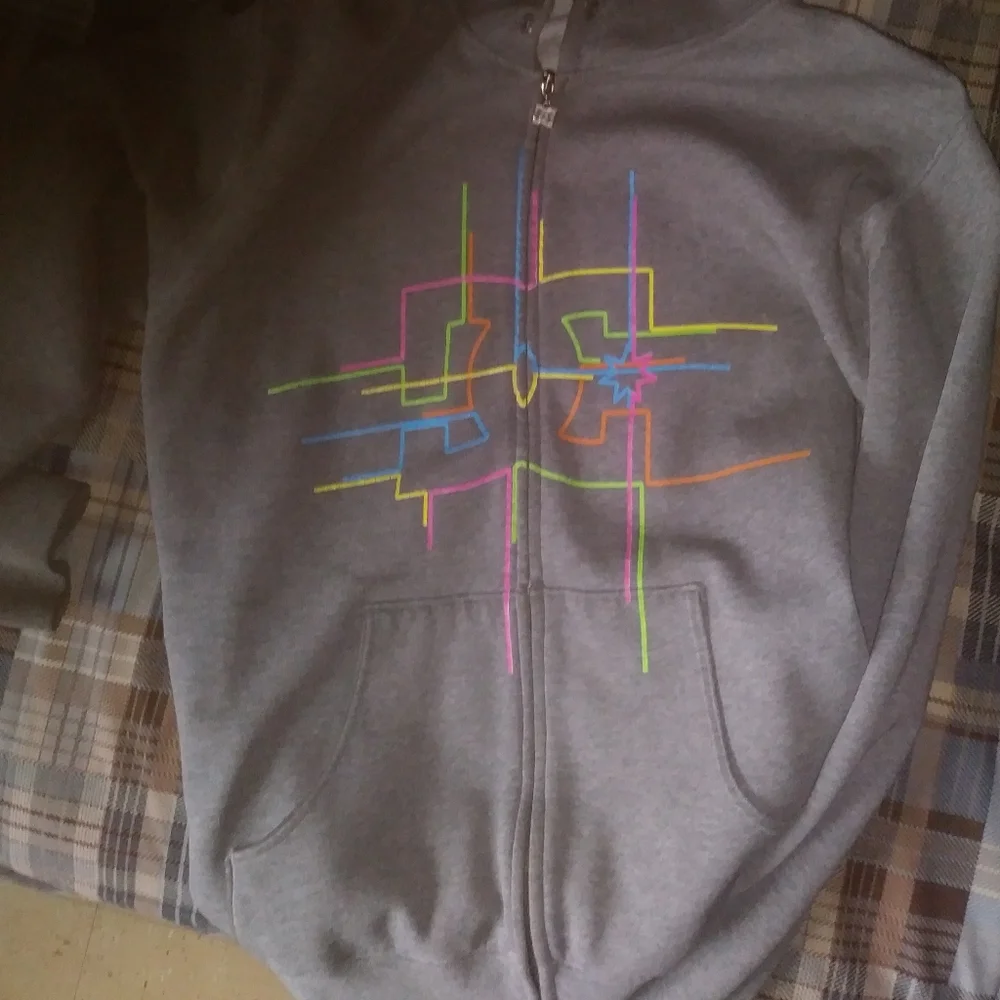 DC Graffiti zip hoodie - Picture 8 of 13